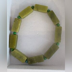New Serpentine Green Stone Beaded stretch Bracelet